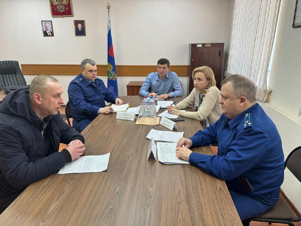 Первый заместитель прокурора Томской области проводит личный прием граждан.